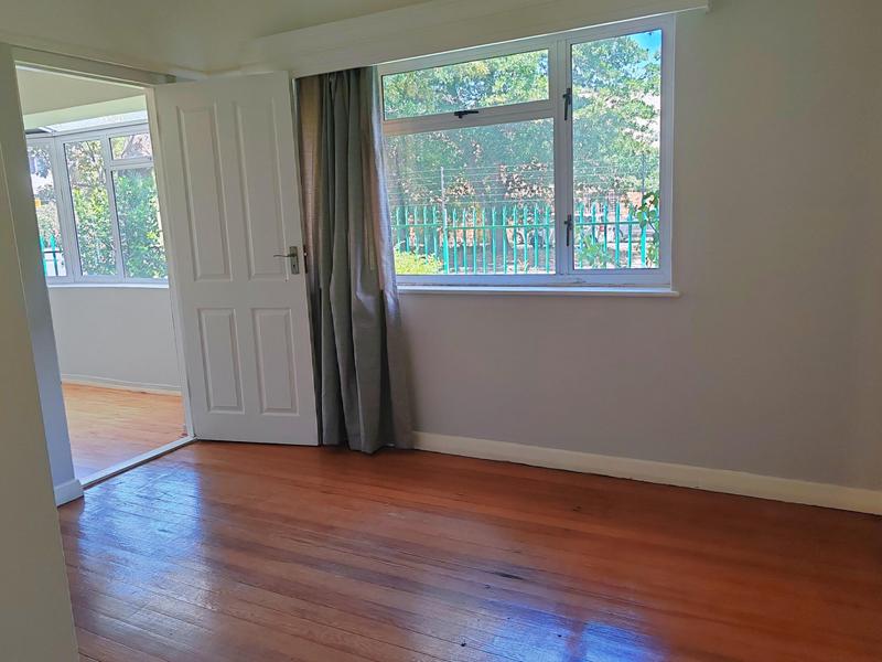 To Let 2 Bedroom Property for Rent in Claremont Western Cape